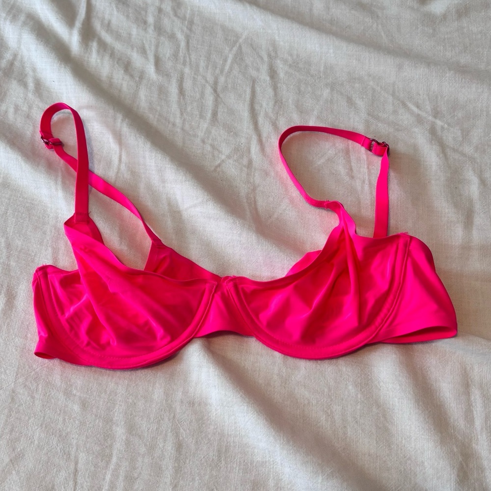 Aerie Hot Pink Smoothiez Bra in 36B